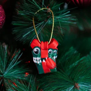 Adorno de Árbol "Mimic de Regalo Navideño"